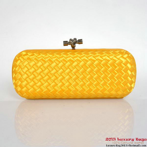 Bottega Veneta 8651L Intrecciato Silk Stretch Knot Clutches Bottega Veneta 8651L Intrecciato Silk Stretch Knot Clutches