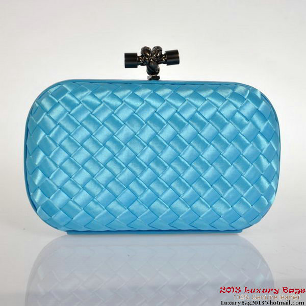 Bottega Veneta 8651S Intrecciato Silk Stretch Knot Clutches Bottega Veneta 8651S Intrecciato Silk Stretch Knot Clutches