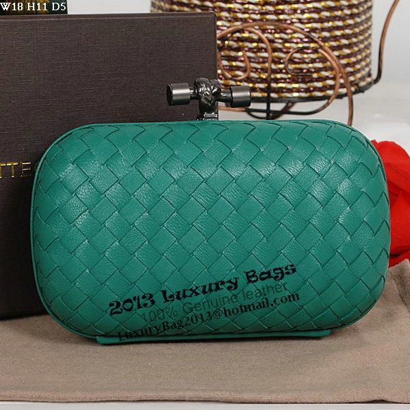 Bottega Veneta Intrecciato Sheepskin Impero Ayers Knot Clutch 11308 Green Bottega Veneta Intrecciato Sheepskin Impero Ayers Knot Clutch 11308 Green