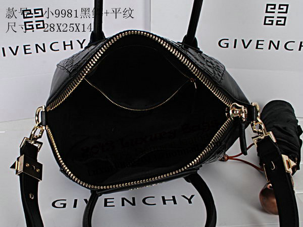 Givenchy Small Antigona Bag in Black Coco Leather 9981S Givenchy Small Antigona Bag in Black Coco Leather 9981S