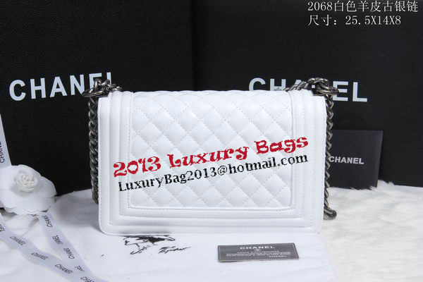 Boy Chanel Flap Shoulder Bag Sheepskin Leather CHA2068 White Boy Chanel Flap Shoulder Bag Sheepskin Leather CHA2068 White