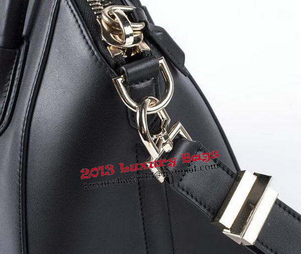 Givenchy Small Antigona Bag Calfskin Leather G9980 Black Givenchy Small Antigona Bag Calfskin Leather G9980 Black