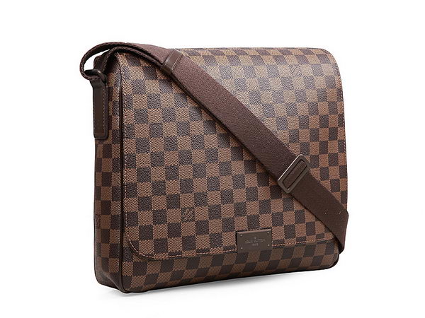 LOUIS VUITTON N41212 Damier Ebene Canvas District MM Messenger Bag LOUIS VUITTON N41212 Damier Ebene Canvas District MM Messenger Bag