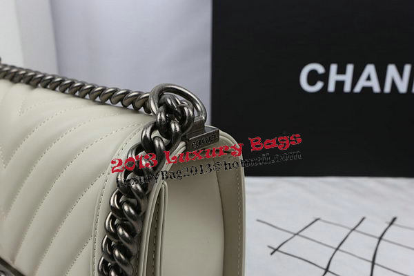 Boy Chanel Flap Bag Calfskin Chevron Quilting A67025 OffWhite Boy Chanel Flap Bag Calfskin Chevron Quilting A67025 OffWhite