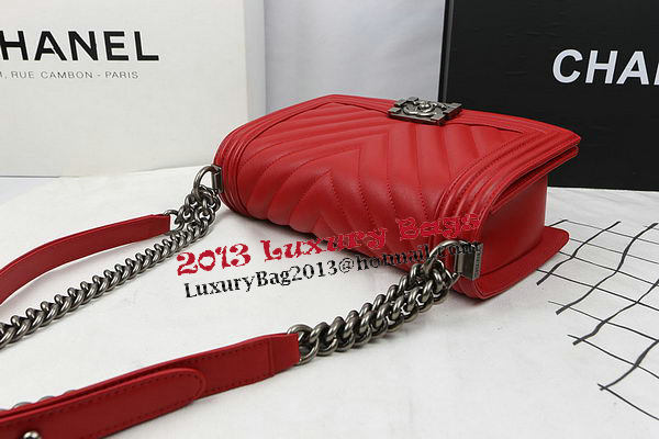 Boy Chanel Flap Bag Calfskin Chevron Quilting A67025 Red Boy Chanel Flap Bag Calfskin Chevron Quilting A67025 Red