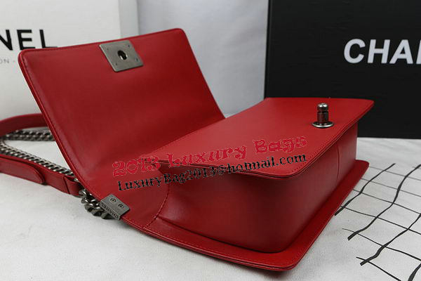 Boy Chanel Flap Bag Calfskin Chevron Quilting A67025 Red Boy Chanel Flap Bag Calfskin Chevron Quilting A67025 Red