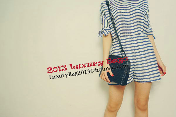 Bottega Veneta Bicolors Intrecciato Nappa Cross Body Bag BV9610 Bottega Veneta Bicolors Intrecciato Nappa Cross Body Bag BV9610