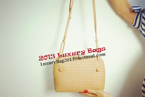 Bottega Veneta Bicolors Intrecciato Nappa Cross Body Bag BV9610 Bottega Veneta Bicolors Intrecciato Nappa Cross Body Bag BV9610