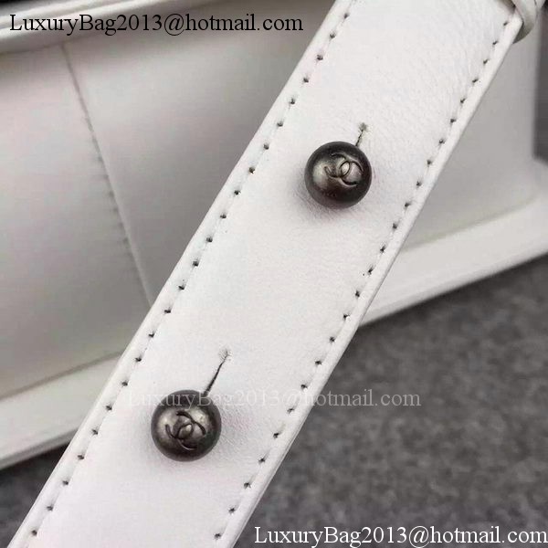 Chanel Boy Flap Shoulder Bags Original Leather A5708 Chanel Boy Flap Shoulder Bags Original Leather A5708