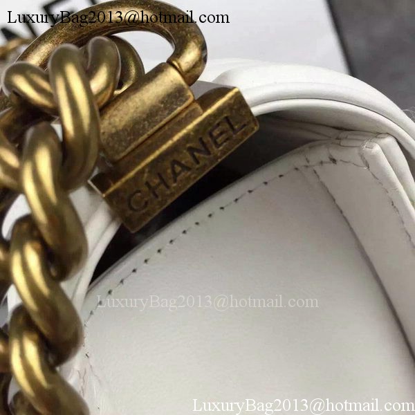 Chanel Boy Flap Shoulder Bags Original Leather A5708 Chanel Boy Flap Shoulder Bags Original Leather A5708