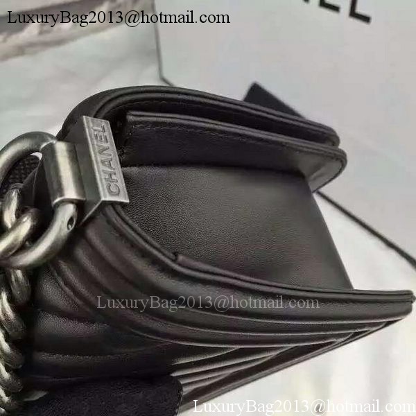 Boy Chanel mini Flap Bag Original Chevron Sheepskin Leather A5707 Black Boy Chanel mini Flap Bag Original Chevron Sheepskin Leather A5707 Black