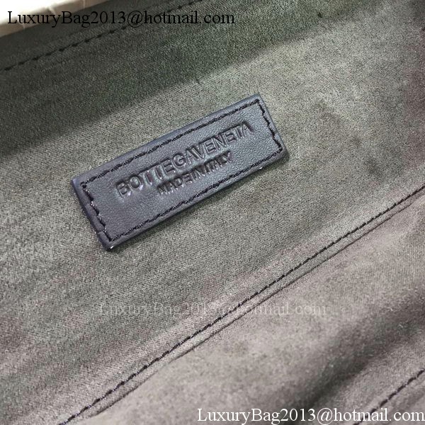 Bottega Veneta STRETCH Knot Sheepskin Leather Clutch BV8651 Light Gold Bottega Veneta STRETCH Knot Sheepskin Leather Clutch BV8651 Light Gold