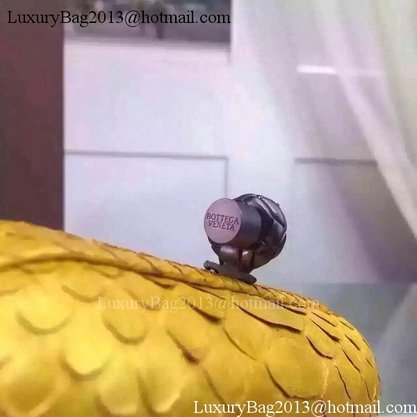 Bottega Veneta Snake Leather Knot Clutch BV8653 Gold Bottega Veneta Snake Leather Knot Clutch BV8653 Gold