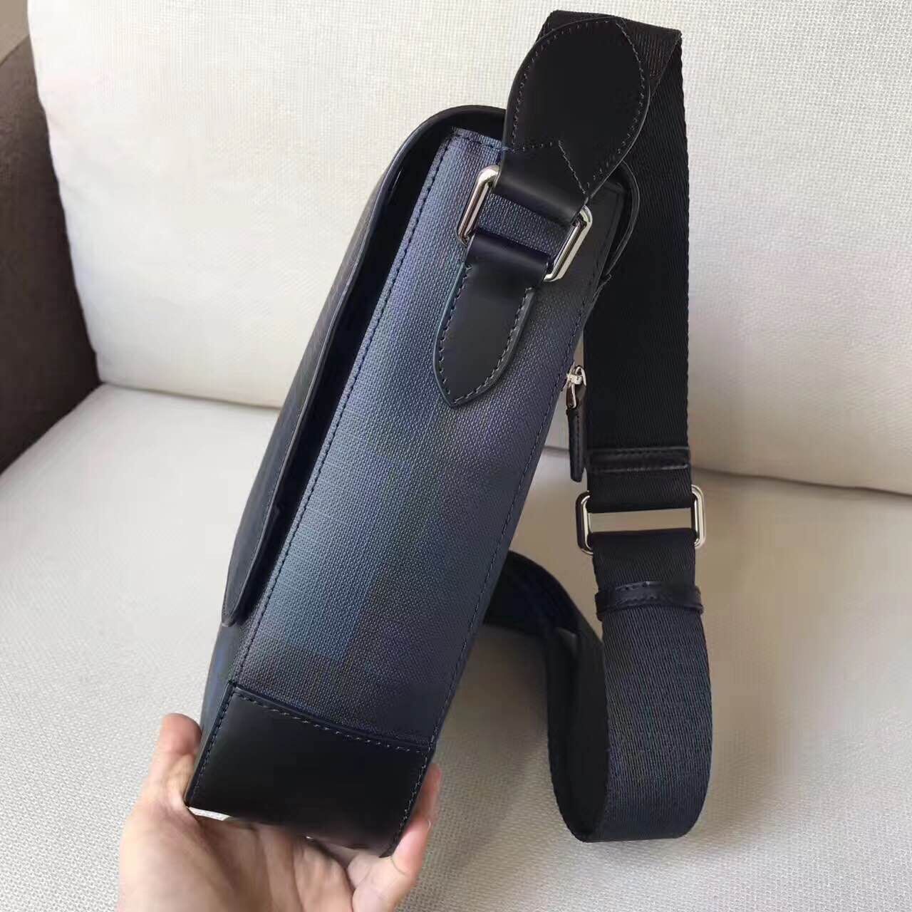 BurBerry Messenger Bag in Haymarket Check BU38890 Blue&Black BurBerry Messenger Bag in Haymarket Check BU38890 Blue&Black