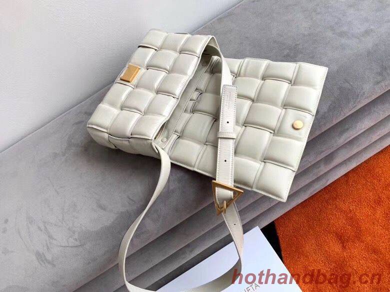 Bottega Veneta Sheepskin Weaving Original Leather BV3996 White Bottega Veneta Sheepskin Weaving Original Leather BV3996 White