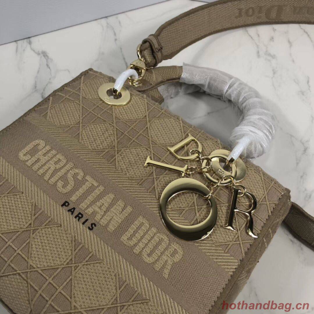 LADY DIOR TOTE BAG IN EMBROIDERED CANVAS C4532 apricot