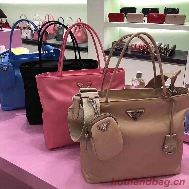 Prada Re-Edition nylon Tote bag 1BG320 Black Prada Re-Edition nylon Tote bag 1BG320 Black