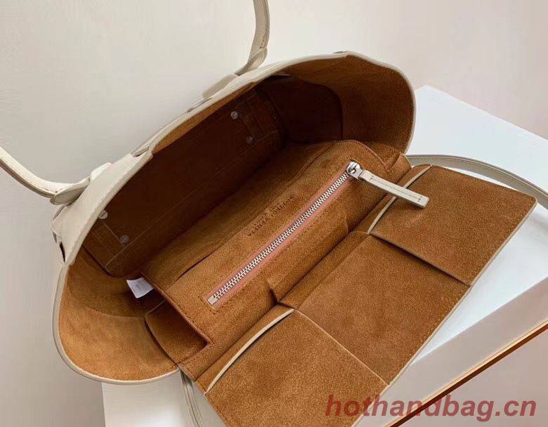 Bottega Veneta Original Weave Leather Arco Top Handle Bag 70013 White Bottega Veneta Original Weave Leather Arco Top Handle Bag 70013 White