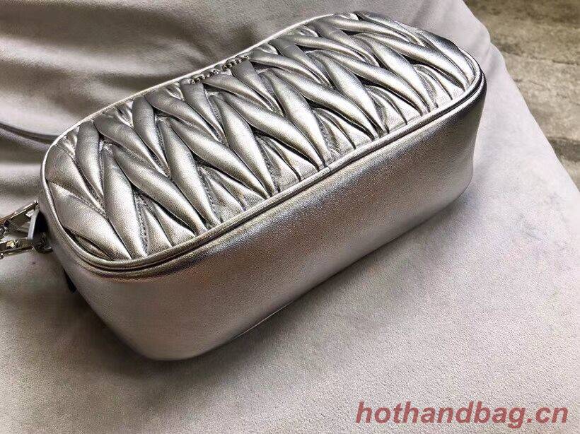 miu miu Matelasse Nappa Leather Shoulder Bag 5BH539A Silver miu miu Matelasse Nappa Leather Shoulder Bag 5BH539A Silver