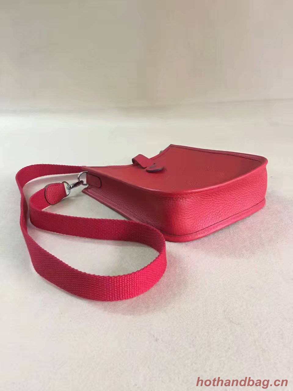 Hermes Evelyne original togo leather mini Shoulder Bag H15698 red Hermes Evelyne original togo leather mini Shoulder Bag H15698 red