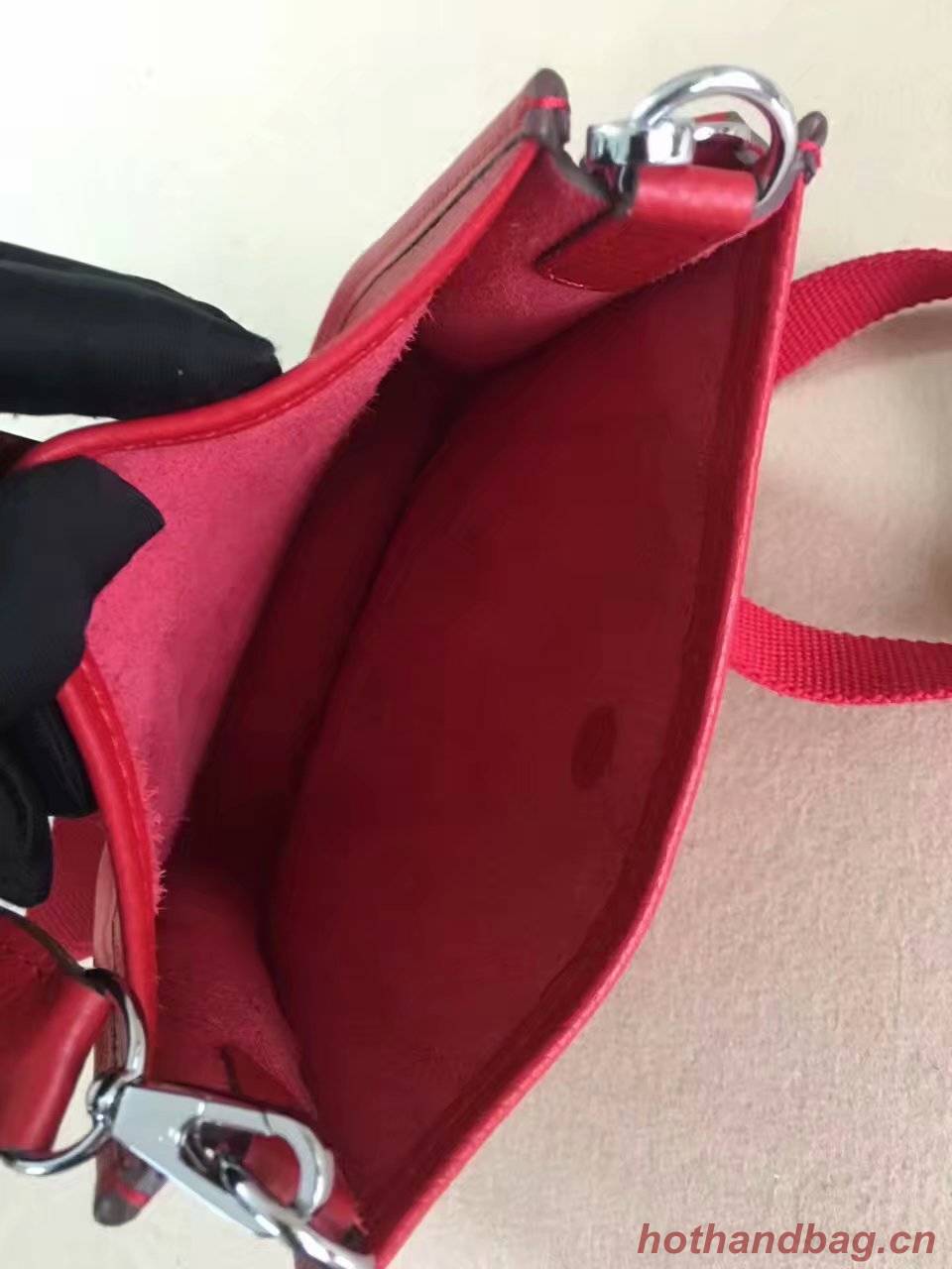 Hermes Evelyne original togo leather mini Shoulder Bag H15698 red Hermes Evelyne original togo leather mini Shoulder Bag H15698 red