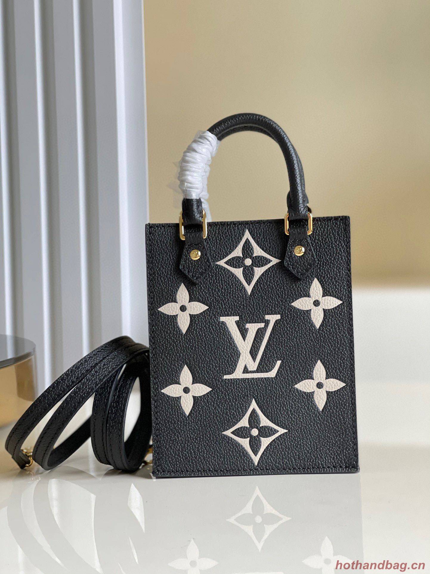 Louis vuitton SINCE 1854 PETIT SAC PLAT M80449 Black Louis vuitton SINCE 1854 PETIT SAC PLAT M80449 Black