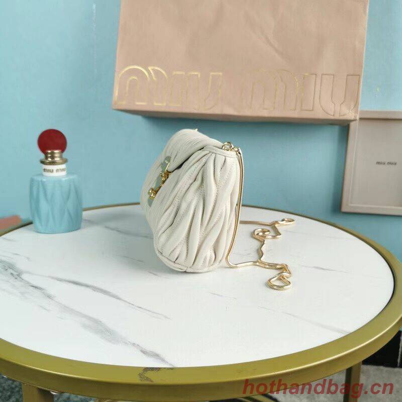 miu miu Matelasse Nappa Leather mini Shoulder Bag 5BD196 white miu miu Matelasse Nappa Leather mini Shoulder Bag 5BD196 white