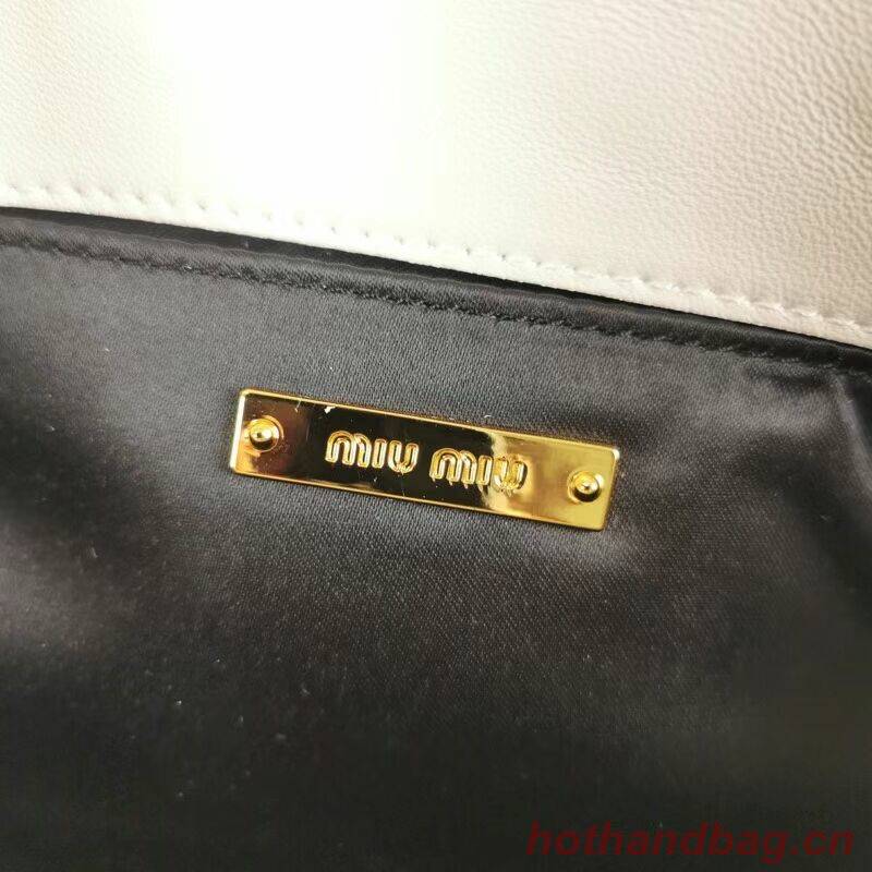 miu miu Matelasse Nappa Leather mini Shoulder Bag 5BD196 white miu miu Matelasse Nappa Leather mini Shoulder Bag 5BD196 white