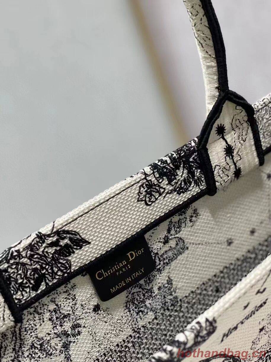 DIOR BOOK TOTE Latte Multicolor Dior Zodiac Embroidery M1296ZR DIOR BOOK TOTE Latte Multicolor Dior Zodiac Embroidery M1296ZR