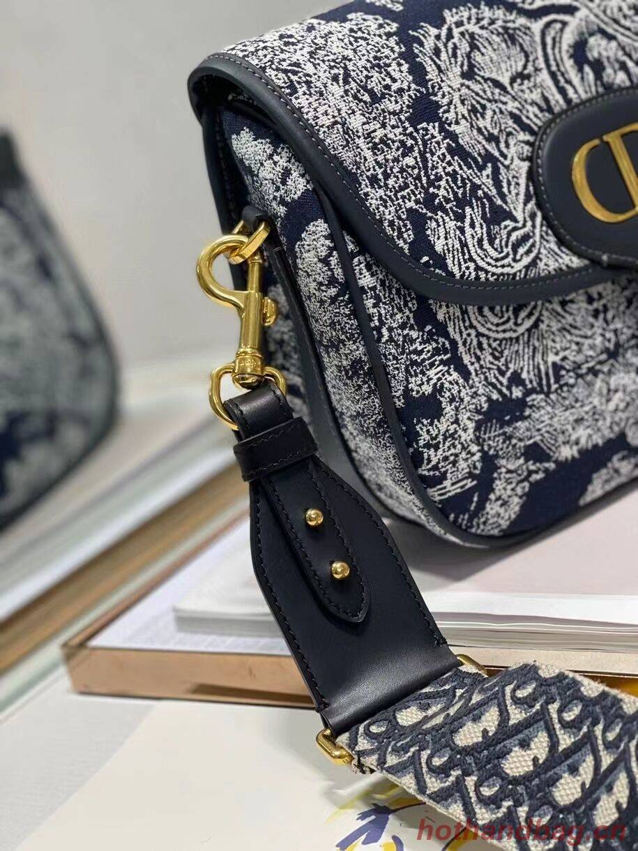 Large DIOR BOBBY BAG Warm Taupe Box Oblique Embroidery C9267 dark blue Large DIOR BOBBY BAG Warm Taupe Box Oblique Embroidery C9267 dark blue