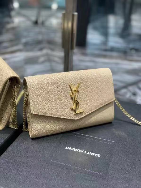 Yves Saint Laurent Calf leather cross-body bag Y707788 BEIGE Yves Saint Laurent Calf leather cross-body bag Y707788 BEIGE