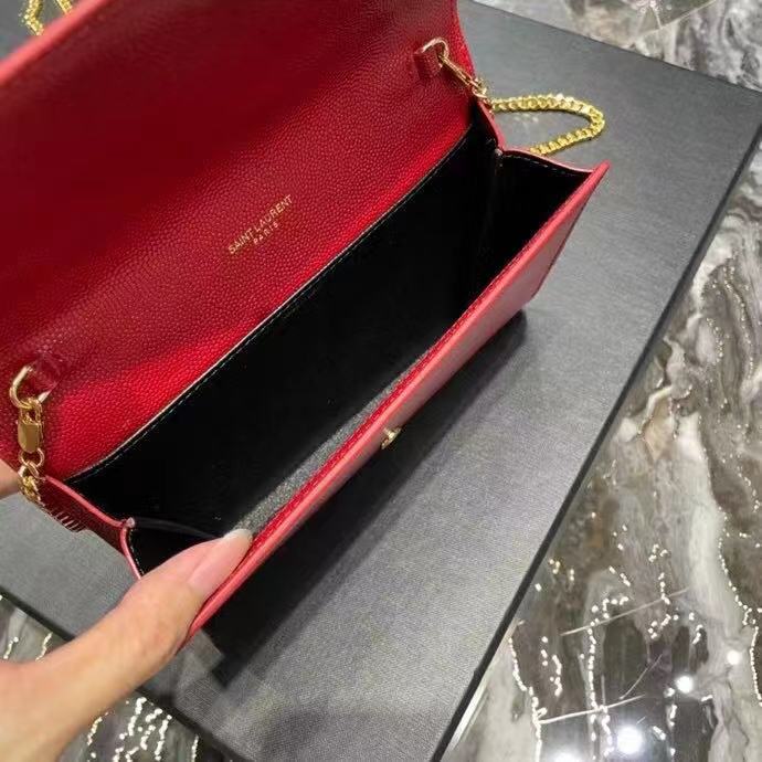 Yves Saint Laurent Calf leather cross-body bag Y707788 red Yves Saint Laurent Calf leather cross-body bag Y707788 red