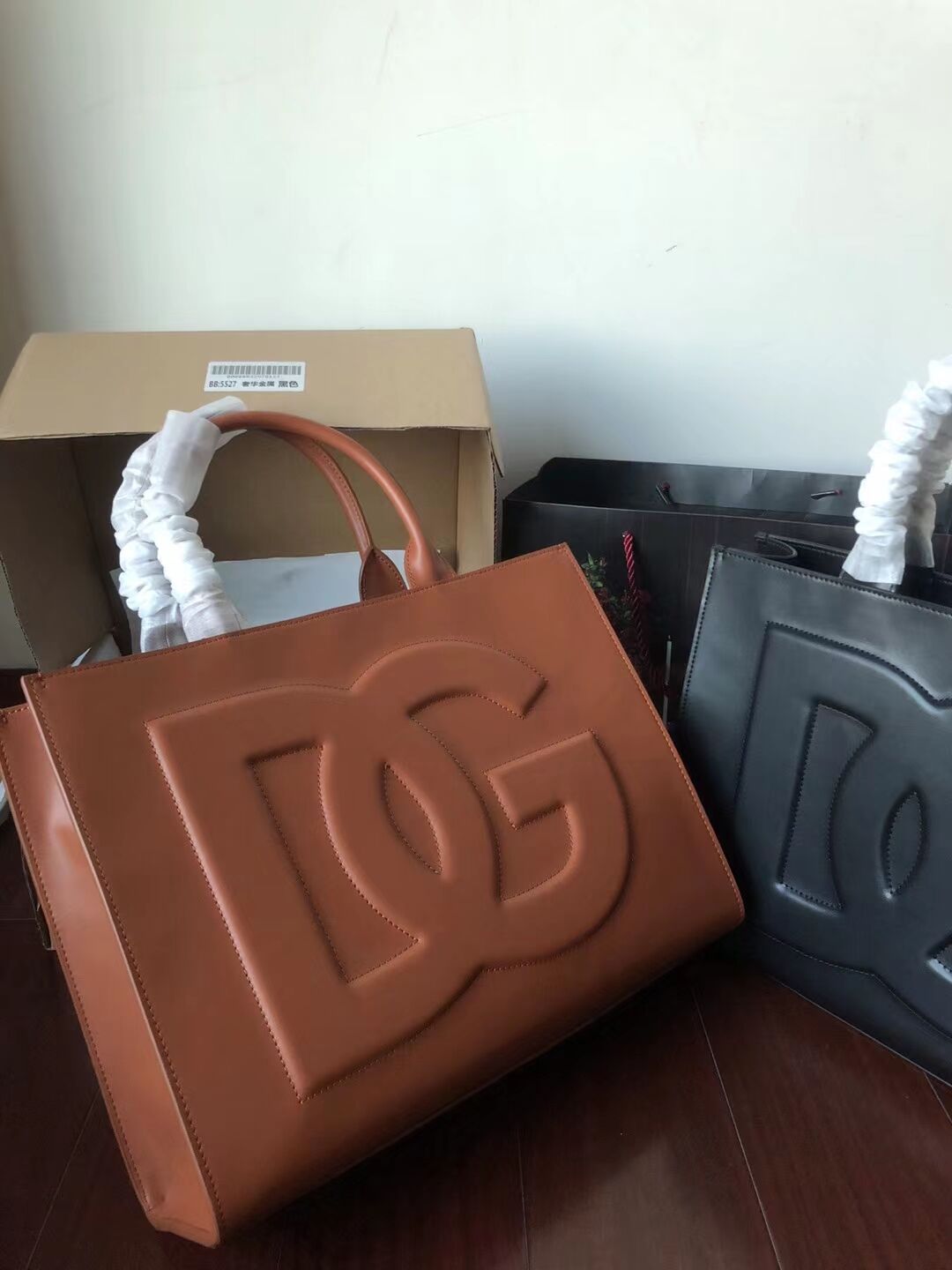 Dolce & Gabbana Origianl Leather Shoulder Bag 3041 brown Dolce & Gabbana Origianl Leather Shoulder Bag 3041 brown