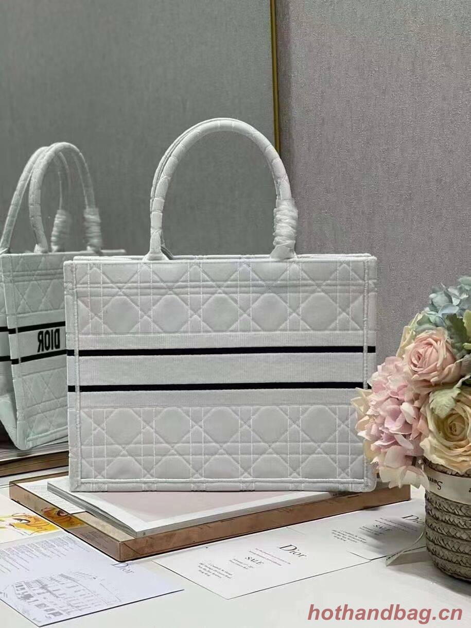 SMALL DIOR BOOK TOTE Velvet C1287-1 white SMALL DIOR BOOK TOTE Velvet C1287-1 white