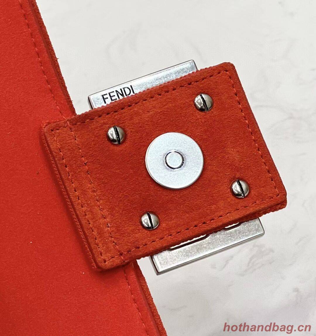 FENDI MIDI BAGUETTE CHAIN FF fabric bag 8BR793 Red FENDI MIDI BAGUETTE CHAIN FF fabric bag 8BR793 Red