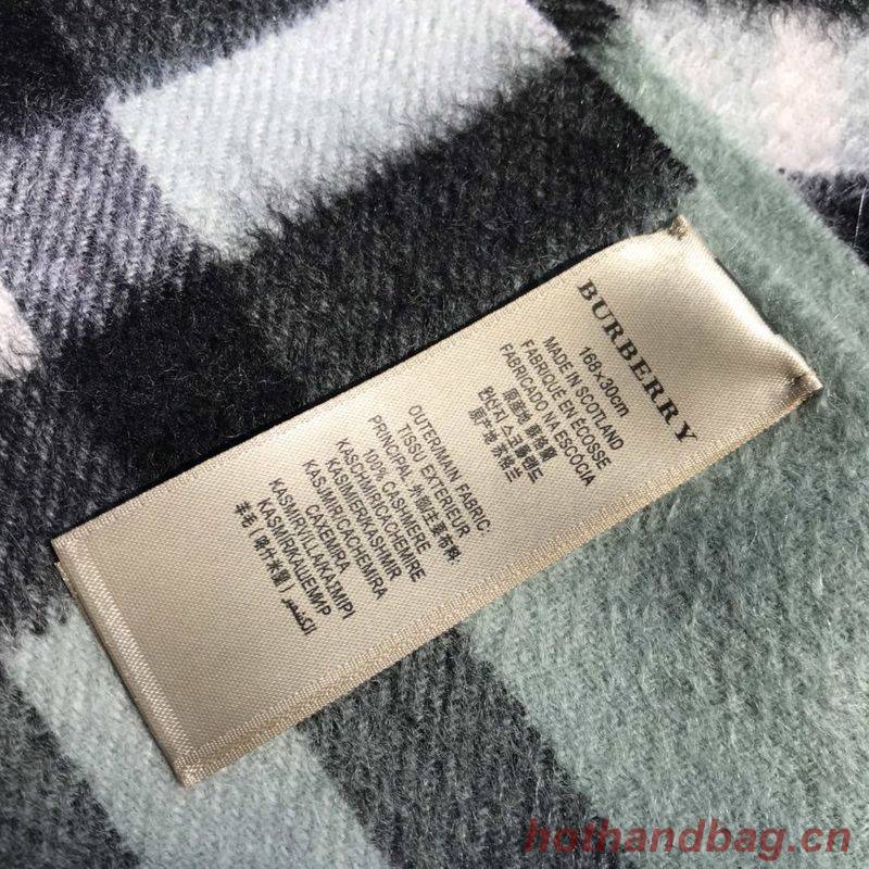 Burberry Scarf B00244