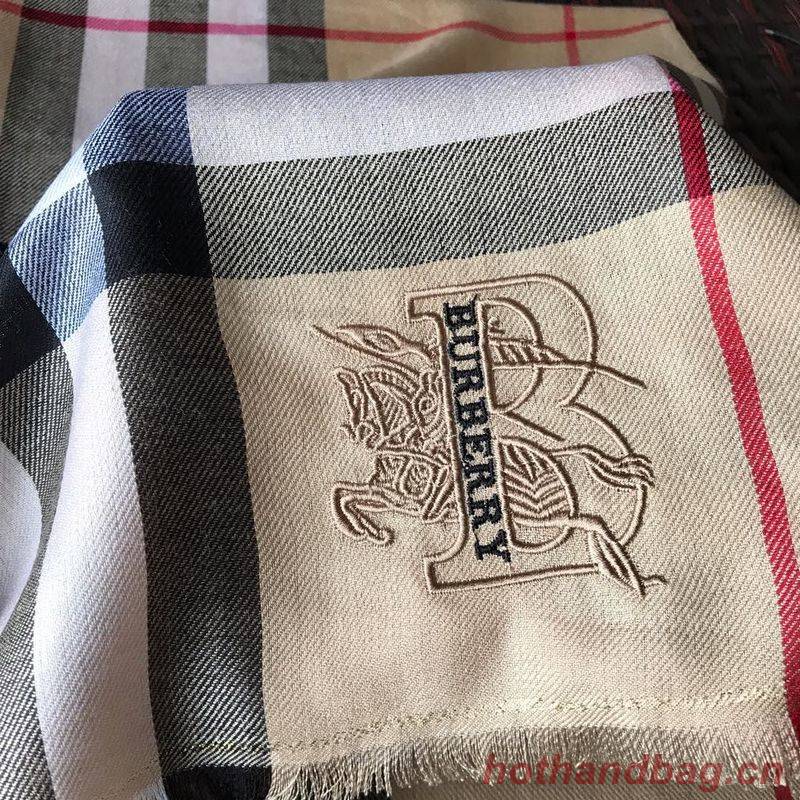 Burberry Scarf B00289 Burberry Scarf B00289