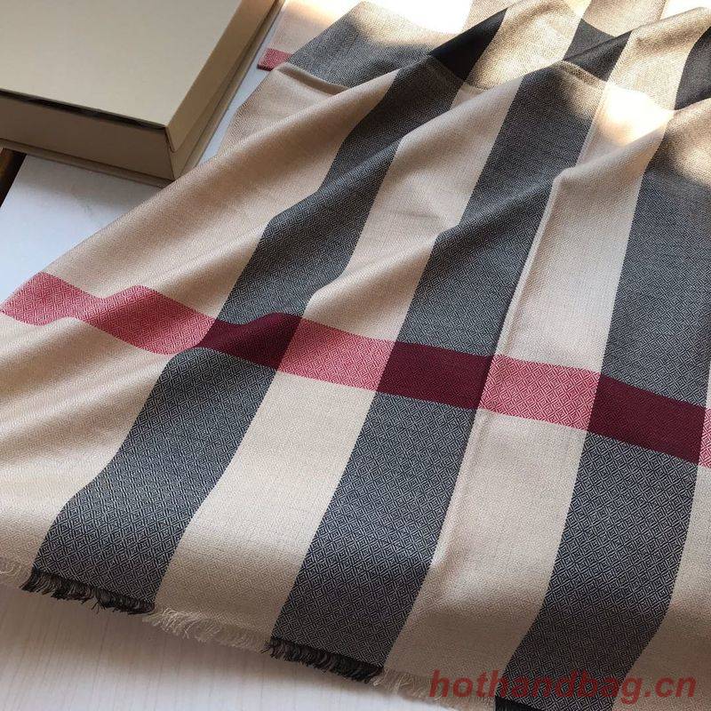 Burberry Scarf B00294 Burberry Scarf B00294