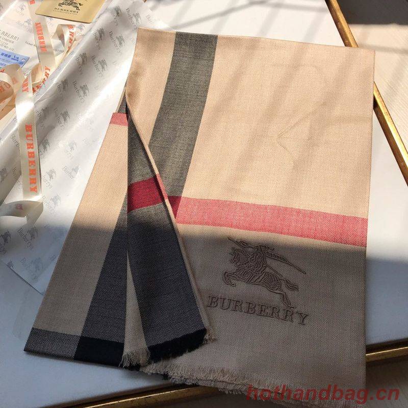 Burberry Scarf B00294 Burberry Scarf B00294