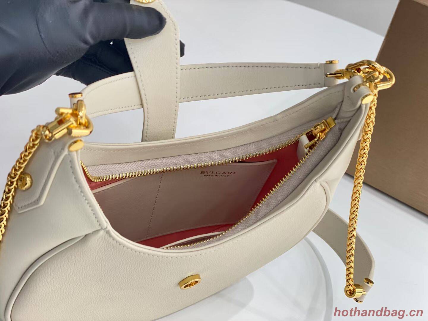 BVLGARI Shoulder Bag Calfskin Leather B281640 white BVLGARI Shoulder Bag Calfskin Leather B281640 white