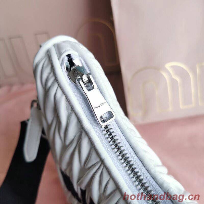 miu miu Matelasse Nappa Leather small Shoulder Bag 6HH212 white miu miu Matelasse Nappa Leather small Shoulder Bag 6HH212 white