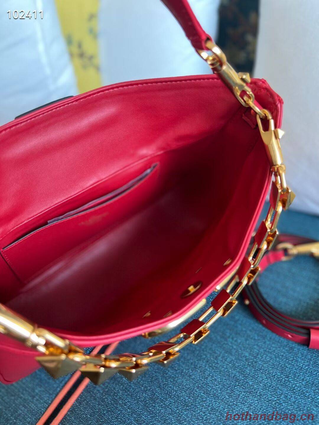 VALENTINO GARAVANI Loco Calf leather bag V2028 red VALENTINO GARAVANI Loco Calf leather bag V2028 red
