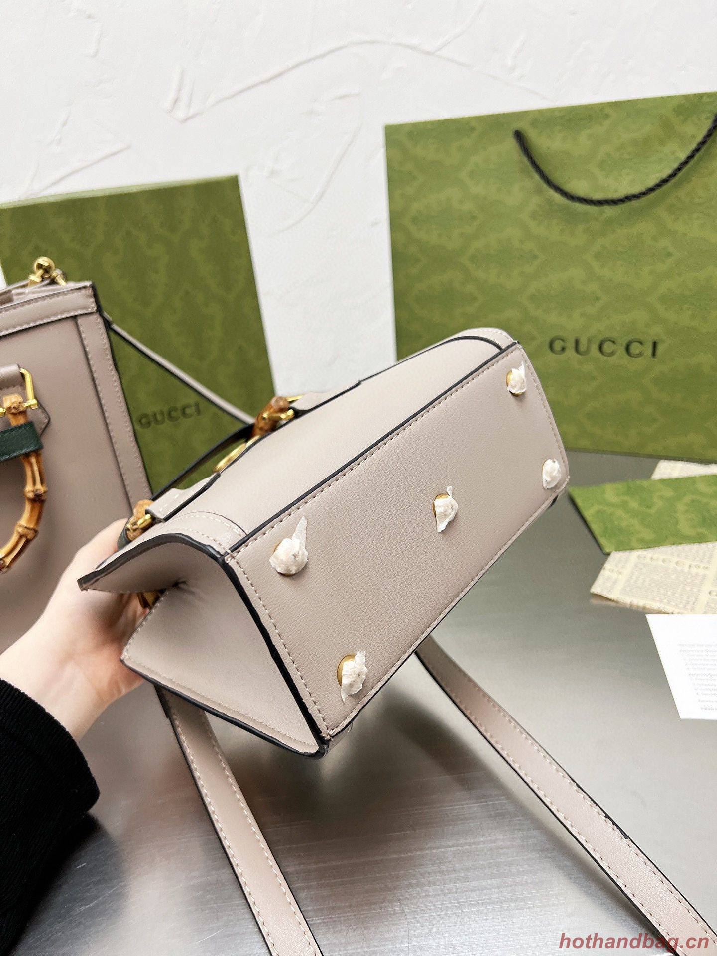 Gucci Diana Bamboo Handle Tote Bag 655658 Offwhite Gucci Diana Bamboo Handle Tote Bag 655658 Offwhite