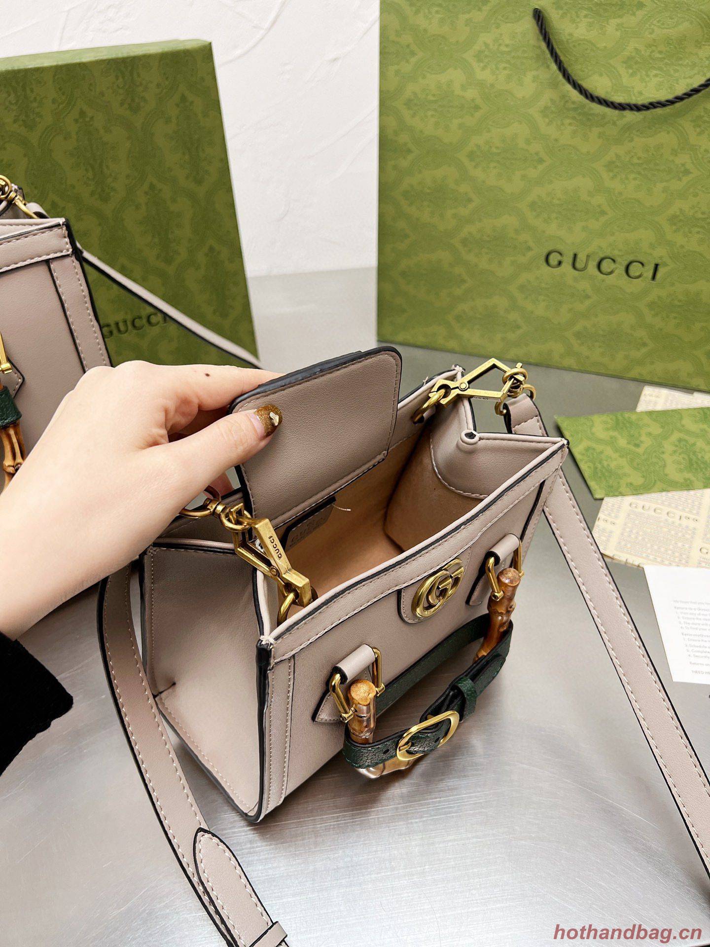 Gucci Diana Bamboo Handle Tote Bag 655658 Offwhite Gucci Diana Bamboo Handle Tote Bag 655658 Offwhite