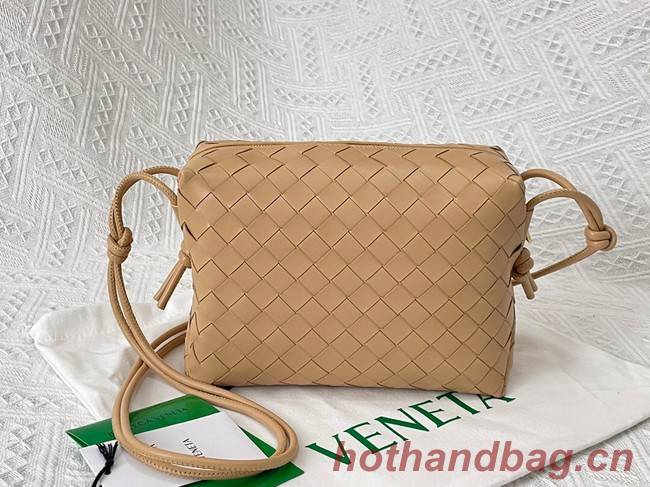 Bottega Veneta Small intrecciato leather cross-body bag 680255 Almond