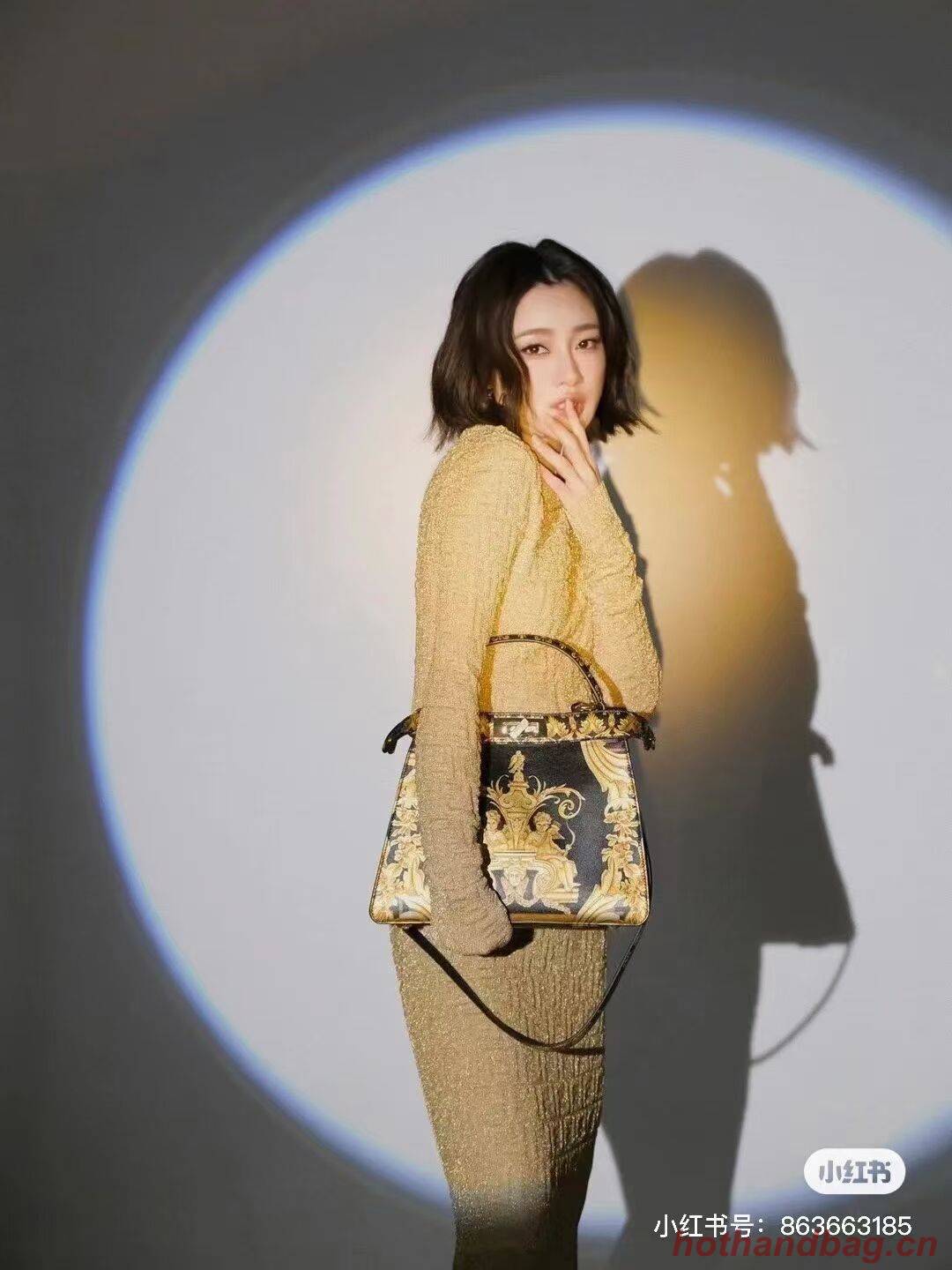 Fendi Peekaboo printed silk bag bag F1951 Beige Fendi Peekaboo printed silk bag bag F1951 Beige