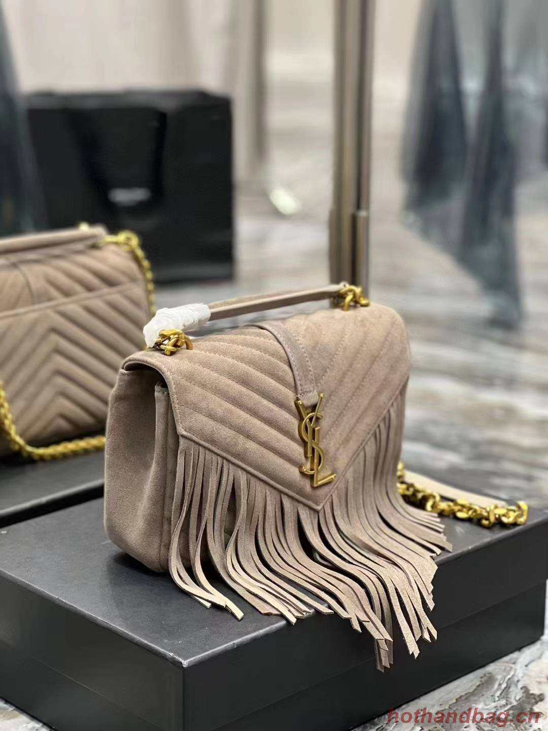 SAINT LAURENT COLLEGE MEDIUM CHAIN BAG IN LIGHT SUEDE WITH FRINGES 5317050 DUSTY GREY SAINT LAURENT COLLEGE MEDIUM CHAIN BAG IN LIGHT SUEDE WITH FRINGES 5317050 DUSTY GREY