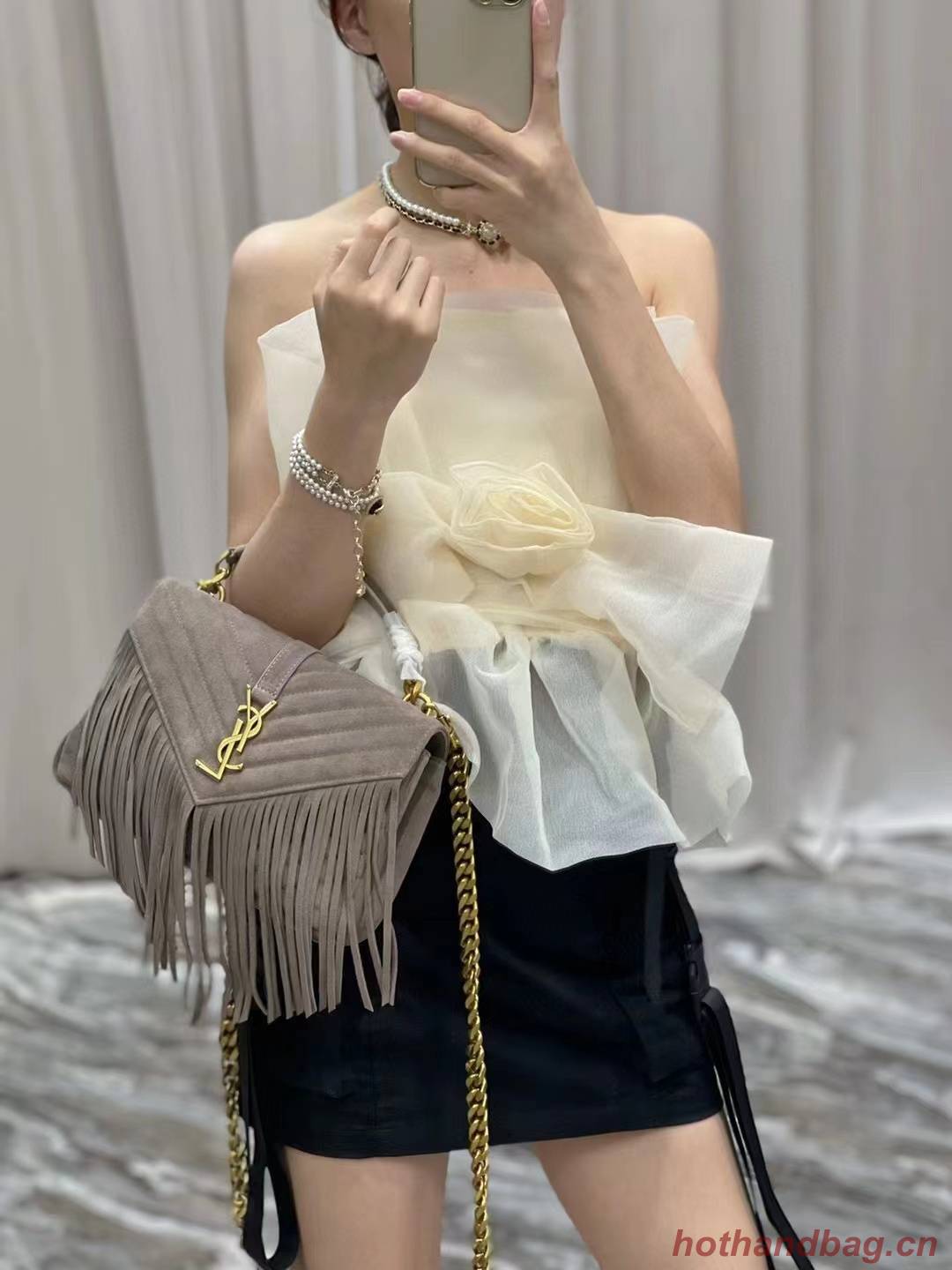 SAINT LAURENT COLLEGE MEDIUM CHAIN BAG IN LIGHT SUEDE WITH FRINGES 5317050 DUSTY GREY SAINT LAURENT COLLEGE MEDIUM CHAIN BAG IN LIGHT SUEDE WITH FRINGES 5317050 DUSTY GREY