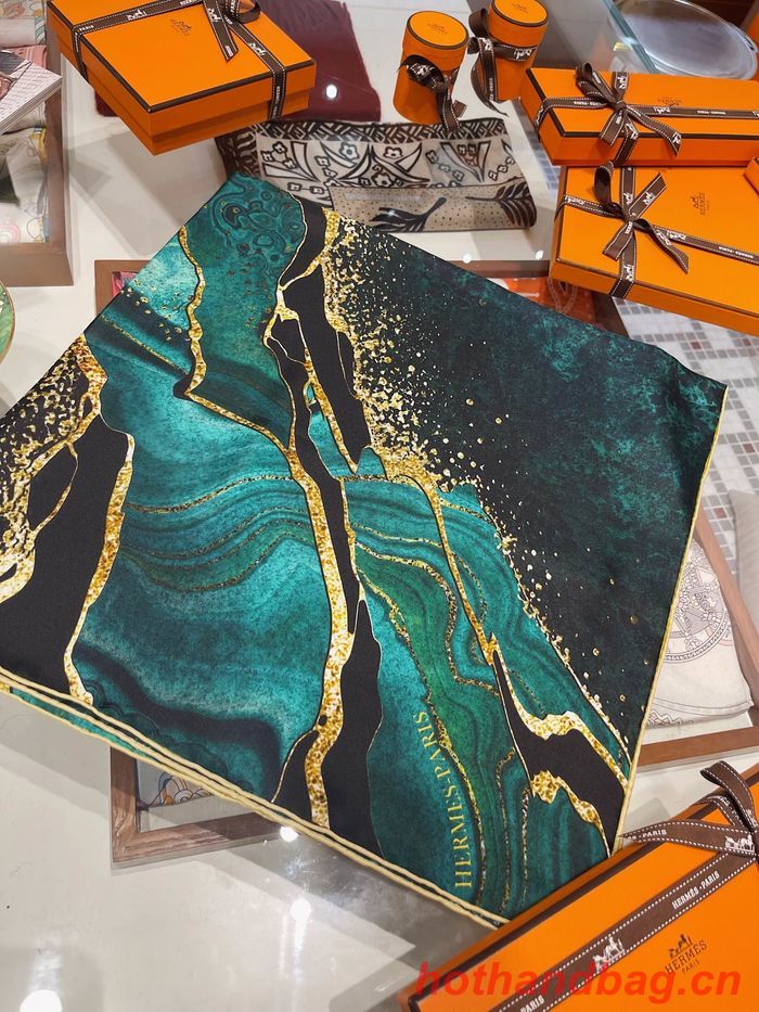 Hermes Scarf HEC00235 Hermes Scarf HEC00235