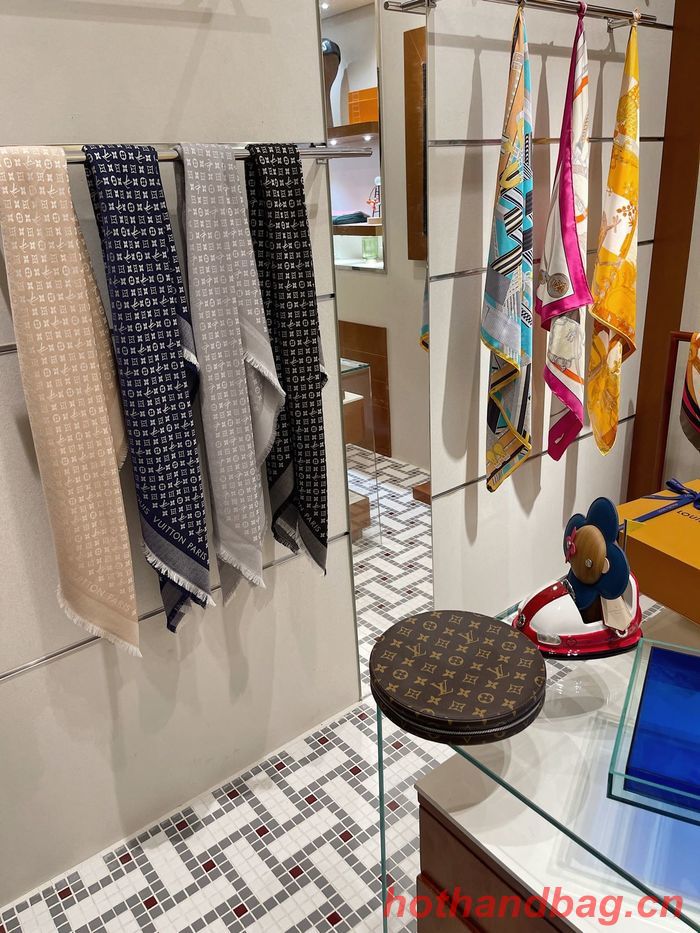 Louis Vuitton Scarf LVC00285 Louis Vuitton Scarf LVC00285